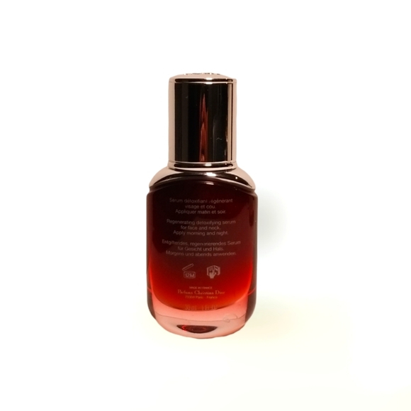 Host Pick*Dior one essential skin boosting super serum 30ml - Picture 2 of 2